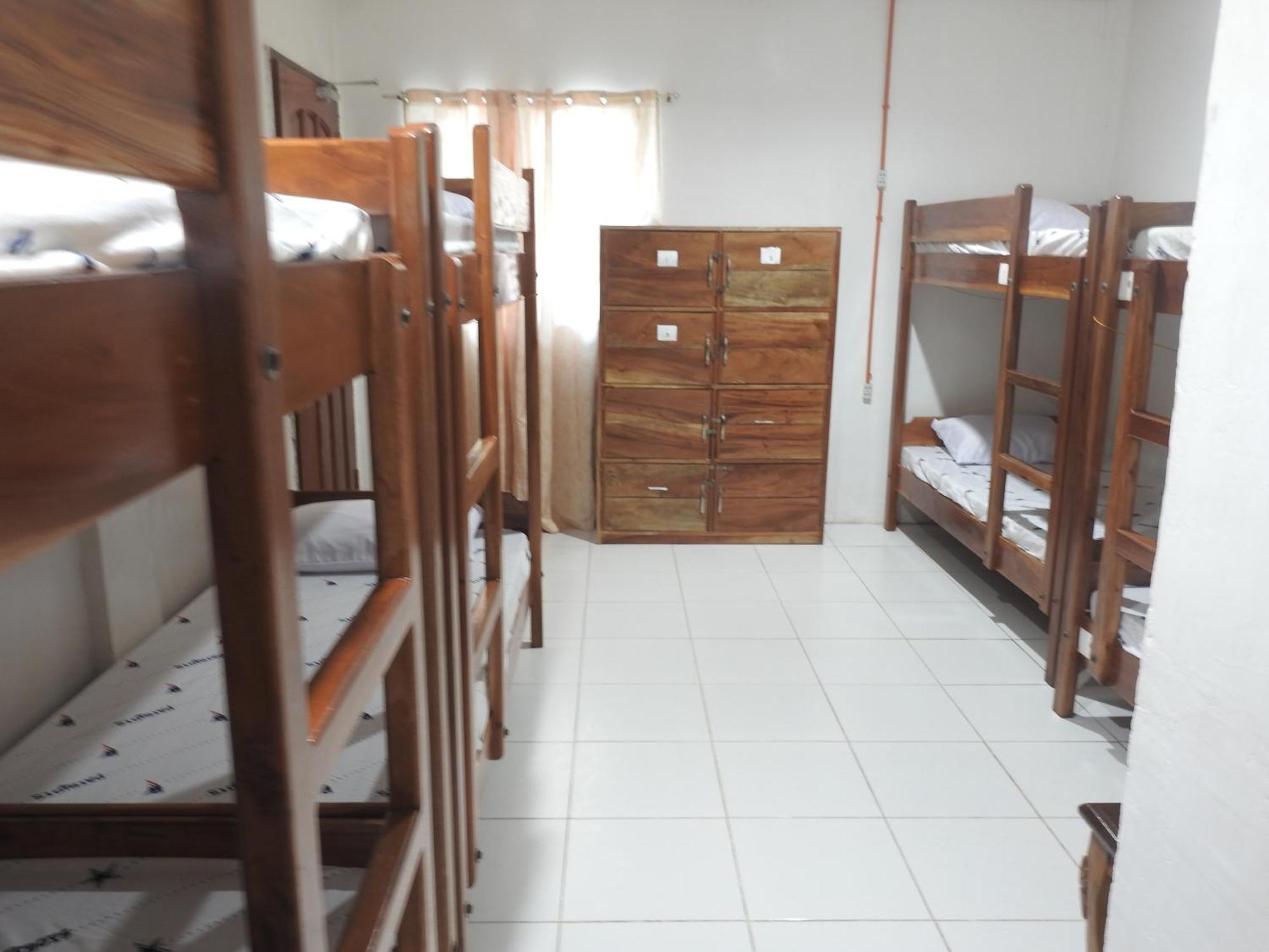 Pacifico Seaside Lodge Моалбоал Екстериор снимка